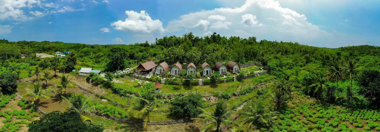 Sebrang Hills Bungalow Toyapakeh Buitenkant foto